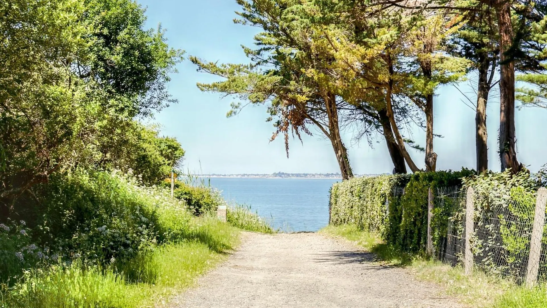 Holiday Home In Brittany Near The Sea, Cleaning Included Pénestin